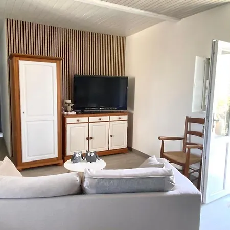 Plaisir D Eau Avec Piscine Couverte Chauffee 28 Degre Padirac Rocamadour Feriehus