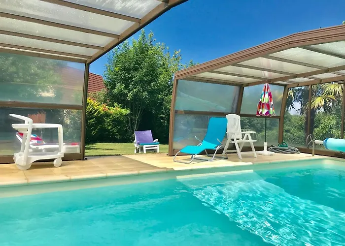 Prázdninový dům Gite Piscine Chauffee 28 Degre Padirac&Rocamadour Mayrinhac-Lentour