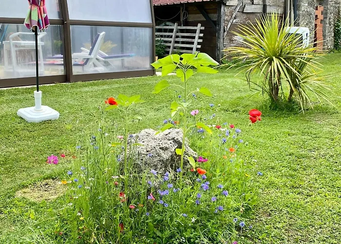 Plaisir D Eau Avec Piscine Couverte Chauffee 28 Degre Padirac Rocamadour * Mayrinhac-Lentour